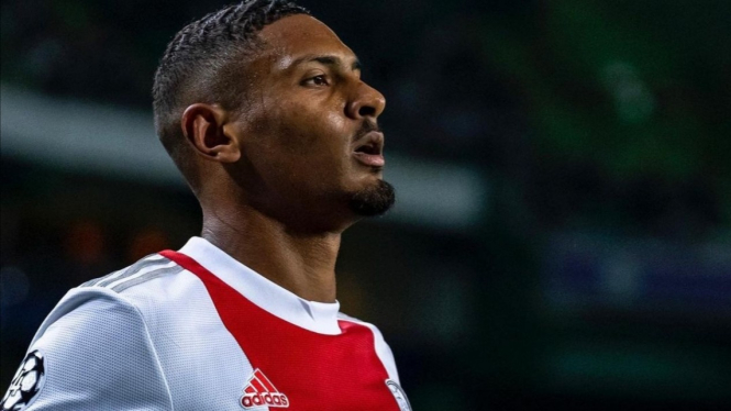 Striker Ajax, Sebastien Haller. 