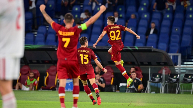Pemain AS Roma, Stephan El Shaarawy merayakan gol