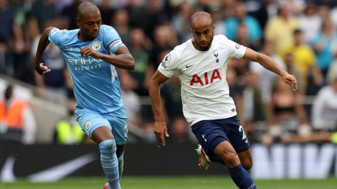 Winger Tottenham Hotspur, Lucas Moura (kanan)