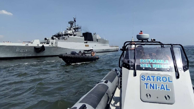 VIVA Militer: Satrol Sea Reader Lantamal III Jakarta kawal Kapal Perang India 
