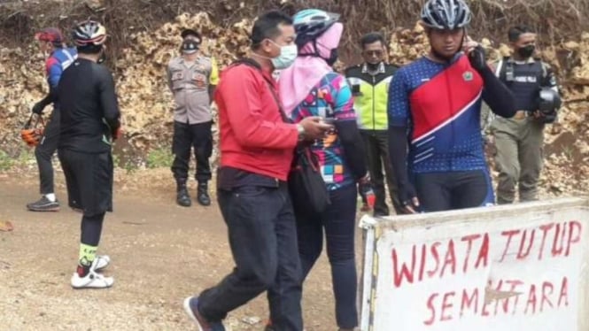 Rombongan Wali Kota Malang Gowes ke Pantai Kondang Merak