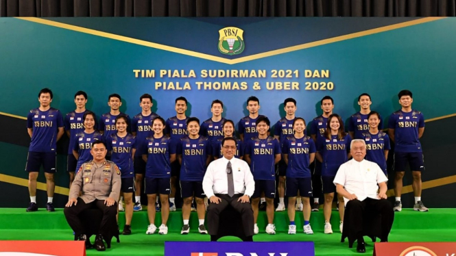 Ketum PP PBSI melepas tim yang berlaga di Piala Sudirman dan Thomas-Uber