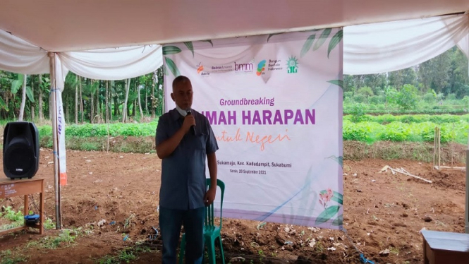  Yayasan Bakrie Amanah bersama Baitulmaal Muamalat (BMM) bangun rumah dhuafa