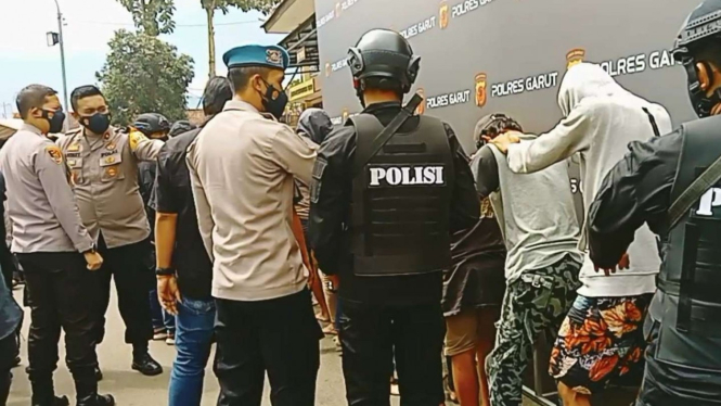 Belasan remaja diamankan petugas Polres Garut, Jabar.