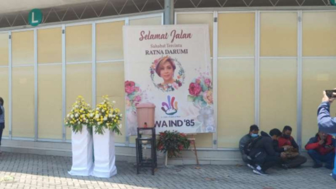 Jenazah Ratna Darumi saat disemayamkan di Yayasan Gotong Royong, Kota Malang.