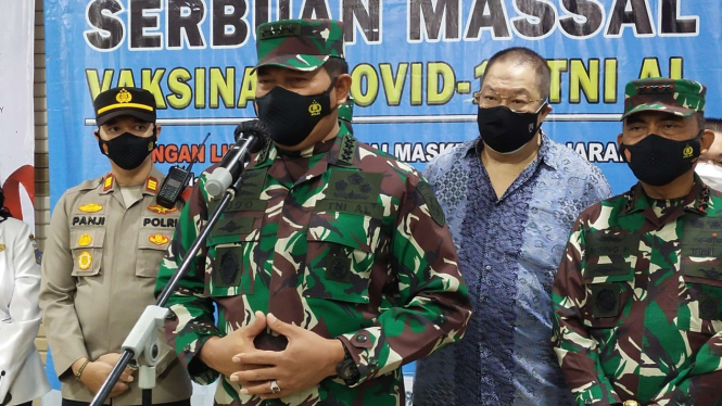 VIVA Militer: KSAL Laksamana TNI Yudo Margono di Mangga Dua Square