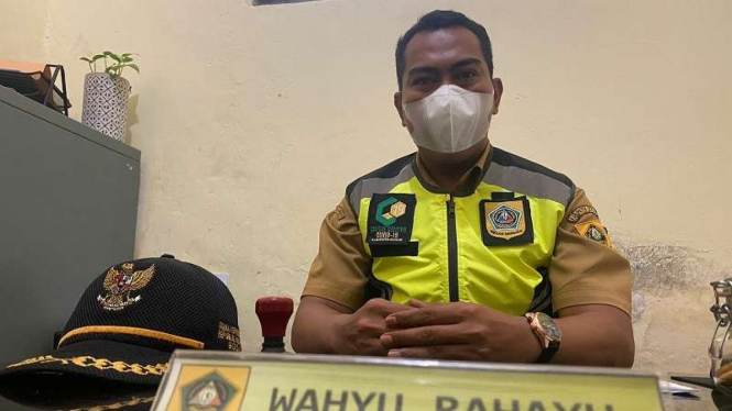 Kepala Desa Desa Ciadeg Wahyu Rahayu