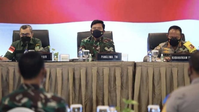VIVA Militer: Panglima TNI pimpin rapat penanganan COVID-19 di Riau