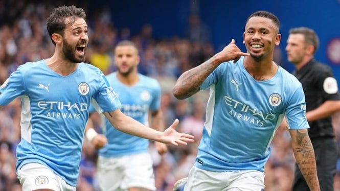 Pemain Manchester City merayakan gol Gabriel Jesus