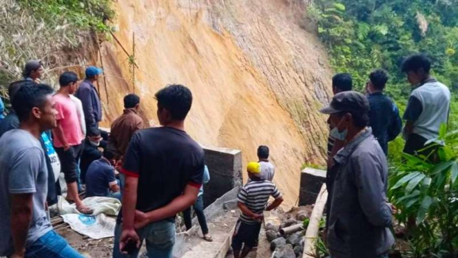 Longsor di Kecamatan Dolat Rayat, Kabupaten Karo, Sumut makan korban jiwa