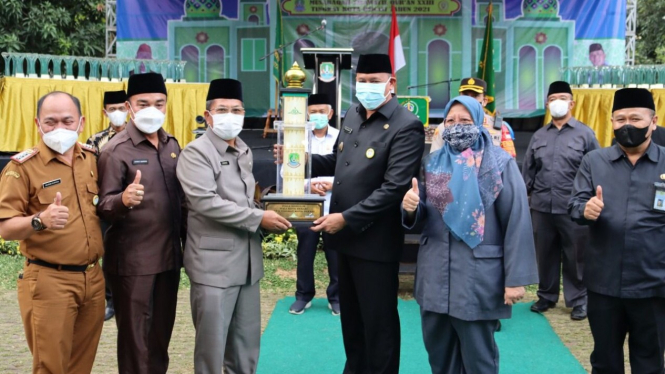 Wakil Wali Kota Bekasi Dr. Tri Adhianto membuka MTQ XXIII Tingkat Kota Bekasi