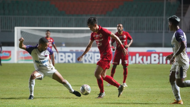 Pertandingan Persija Jakarta vs Persita Tangerang