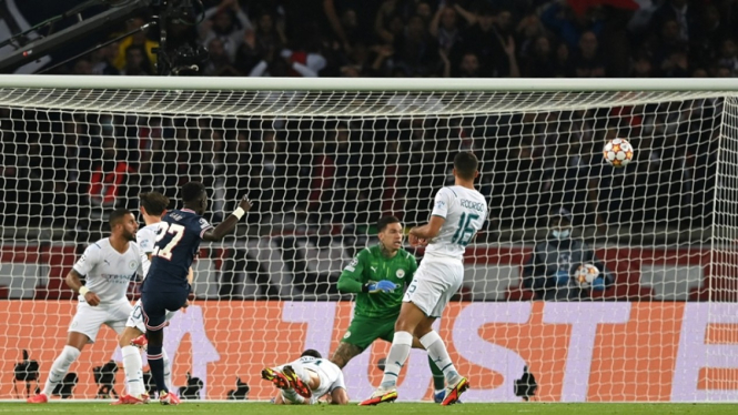 Pertandingan Paris Saint-Germain vs Manchester City