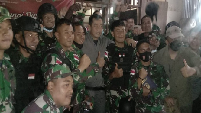 Pangdam IX/Udayana Mayjen TNI Maruli Simanjuntak di Posko Apter Intan Jaya Papua