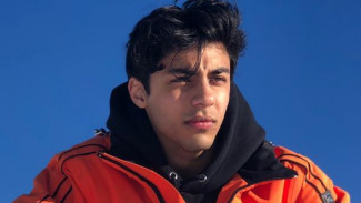 Anak Shah Rukh Khan, Aryan Khan Ditahan Hingga 7 Oktober