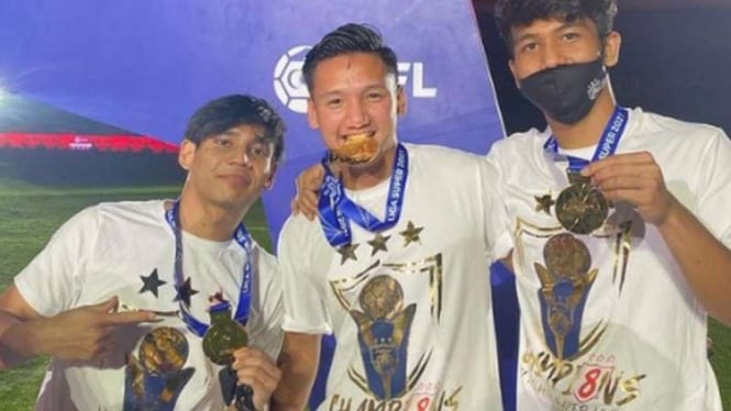 Syahrian Abimanyu juara Liga Super Malaysia 2021 bersama Johor Darul Tazim.