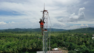 Berantas Fakir Sinyal Indonesia Timur