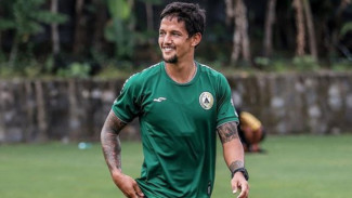 Persik Kediri Boyong Irfan Bachdim