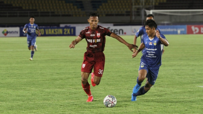 Pertandingan PSIM vs Persis Solo