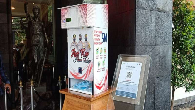 Dispenser masker di Malang, jawa Timur