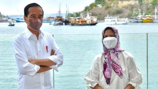 Presiden Jokowi dan Ibu Negara Iriana di Water Front, Labuan Bajo.