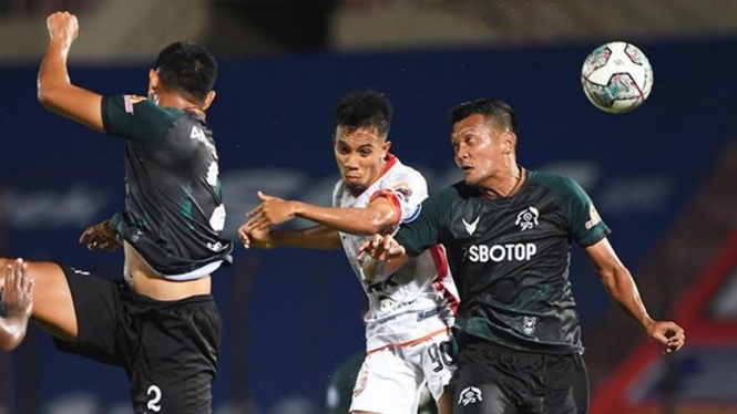 Pertandingan Tira Persikabo vs Borneo FC