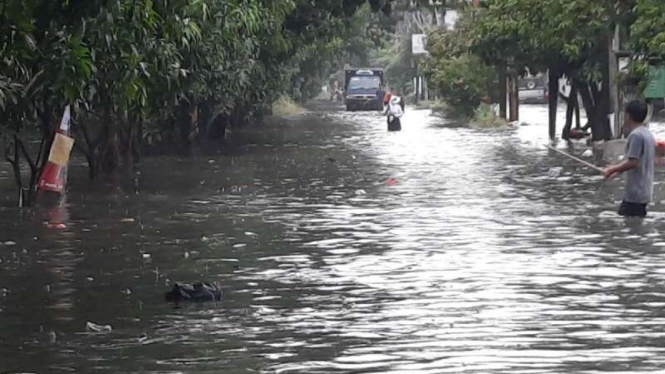 Banjir di Perumahan Taman Narogong, Bekasi