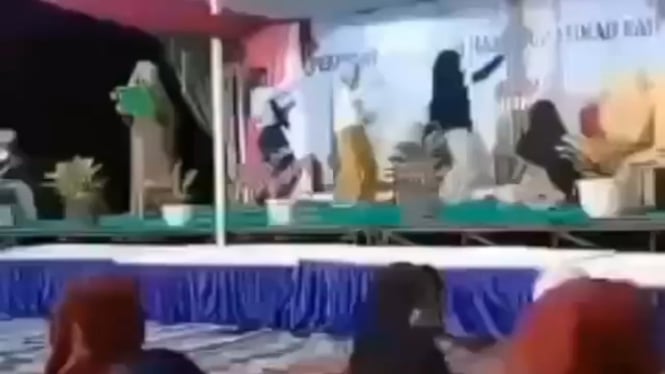 Viral Tiga Wanita Joget TikTok di Acara Maulid Nabi (Instagram/fakta.indo)