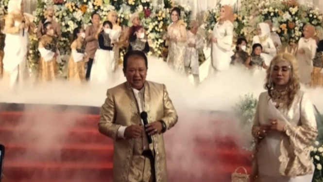 Bupati Jember Nyanyi di Pesta Pernikahan Tanpa Masker (Instagram/infojember)