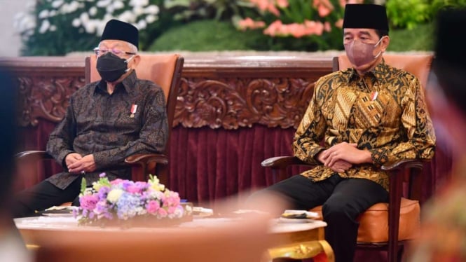 Presiden Jokowi dan Wapres Ma'ruf Amin di Hari Santri Nasional 2021
