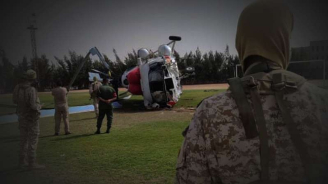 VIVA Militer: Pasukan khusus militer Libya di lokasi helikopter jatuh.