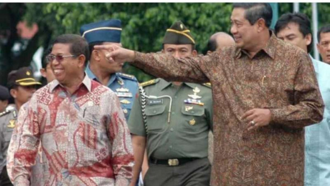 VIVA Militer: Letjen TNI (Purn) Sudi SIlalahi bersama Presiden RI ke-6, SBY  