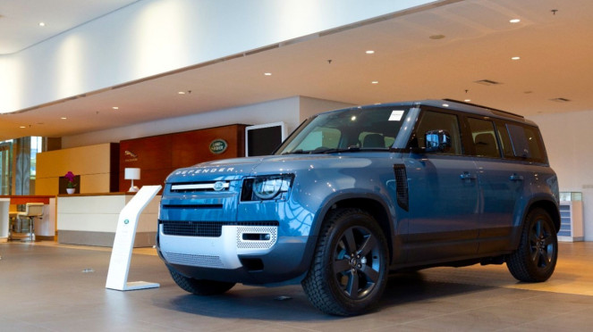 Land Rover New Defender.