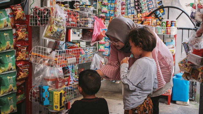 Warung Pintar.