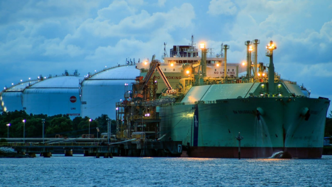 Subholding Gas Pertamina melakukan Pengapalan LNG dengan tujuan pasar internasional.