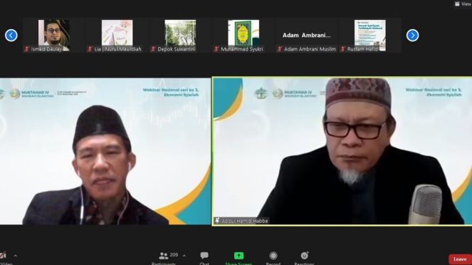 Guru Besar Unhas Makassar, Profesor Abdul Hamid Habbe, menjadi pembicara di webinar.