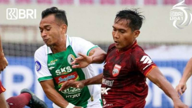 Duel Borneo FC vs PSS Sleman.