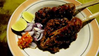 Nikmatnya Sate Buntel, Kuliner yang Ditetapkan Jadi Warisan Budaya