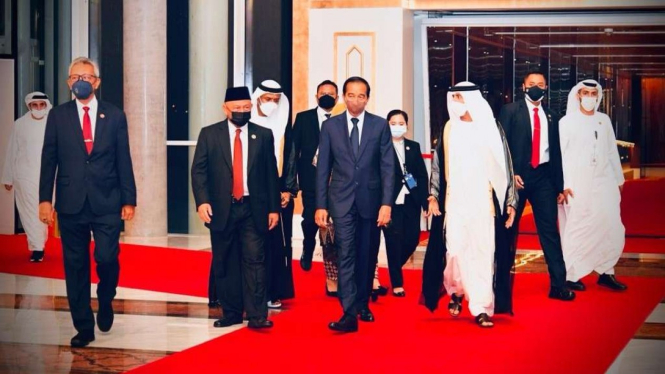 Presiden Joko Widodo tiba di Abu Dhabi, Persatuan Emirat Arab (PEA).