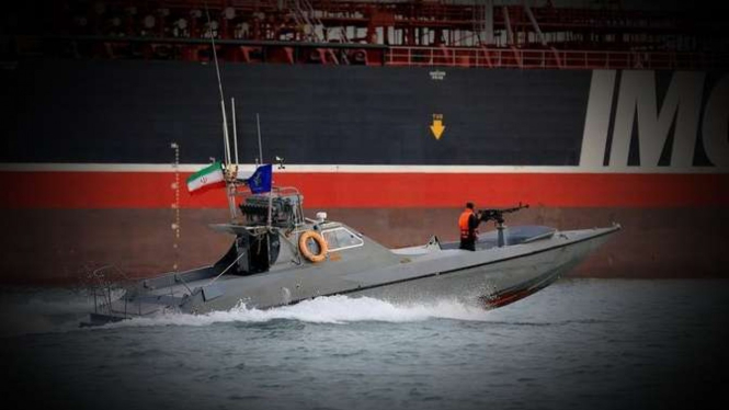 VIVA Militer: Pasukan Khusus IRGC Iran gebuk US Navy