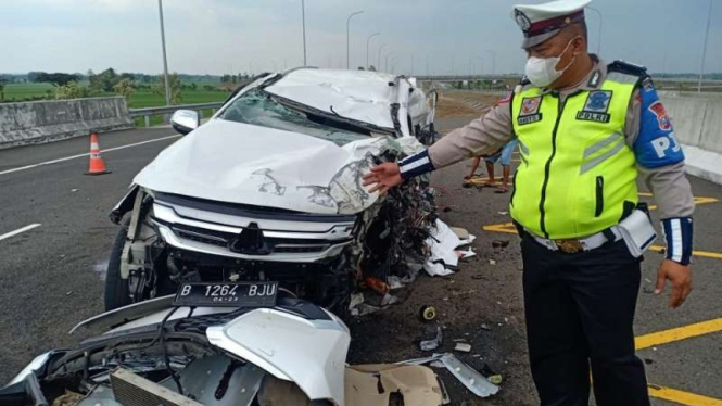 Mobil Mistubishi Pajero Sport milik Vanessa Angel yang alami kecelakaan
