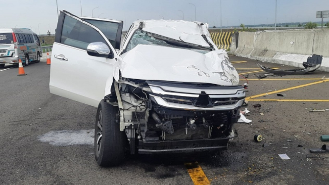 Mobil Mistubishi Pajero Sport milik Vanessa Angel yang alami kecelakaan