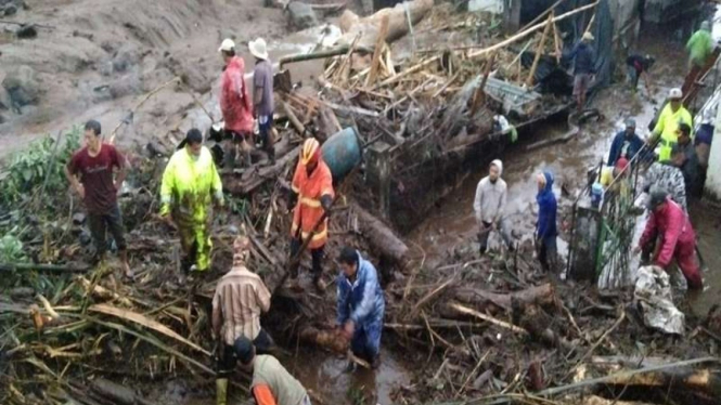 Banjir Bandang Terjang Enam Wilayah di Kota Batu, 21 Rumah Rusak