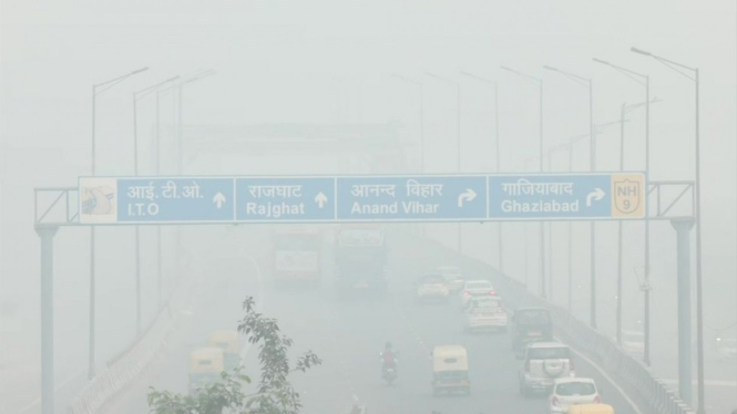 Kualitas udara di ibu kota India diperkirakan baru membaik setelah hari Minggu. BBC Indonesia