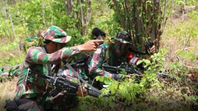 VIVA Militer: Pasukan Yonif Raider 900/Satya Bhakti Wirottama