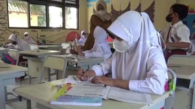 IDAI Minta Siswa dan Staf Sekolah Wajib Booster Sebelum PTM