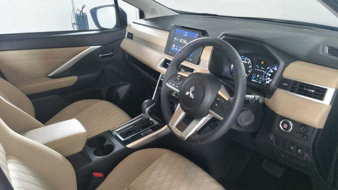 Interior Xpander baru