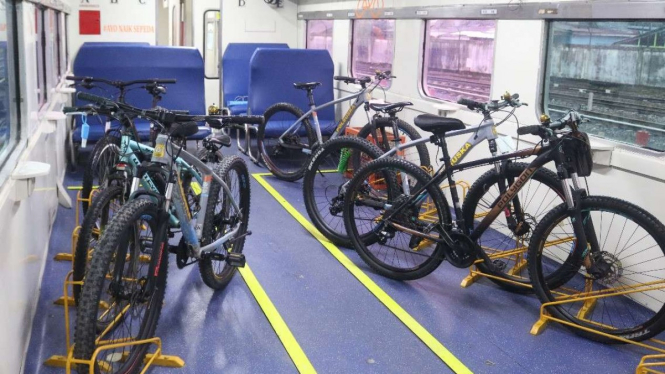 KAI Divre II sediakan fasilitas bagasi sepeda nonlipat secara gratis.