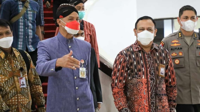 Ketua KPK Firli Bahuri dan Gubernur Ganjar Pranowo di Semarang Jawa Tengah.