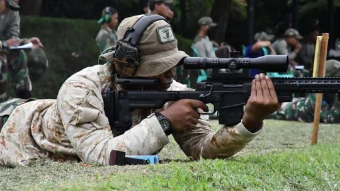 VIVA Militer: Prajurit Marinir menembak Sniper dalam Lomba Marinir Cup 2021